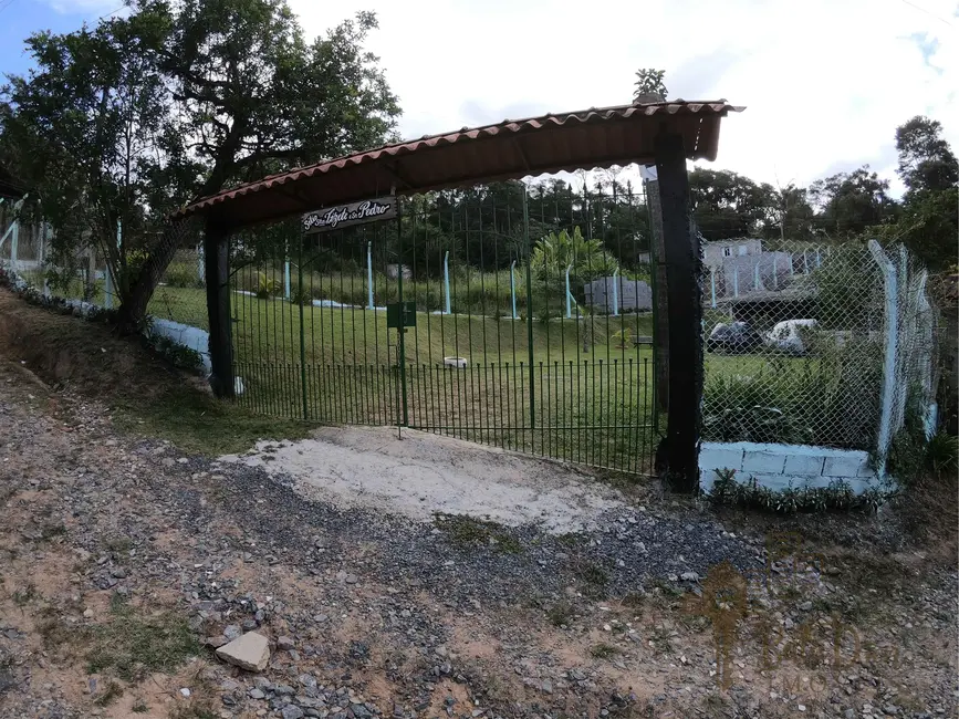 Chácara com 2 quartos à venda e para alugar, 210m2 em Ibiuna - SP - imagem 5 Foto 5 de Chácara com 2 quartos à venda e para alugar, 210m2 em Ibiuna - SP