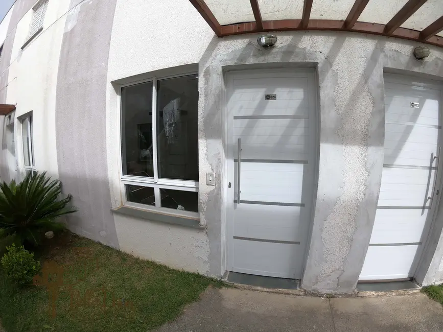 Foto 3 de Casa de Condomínio com 2 quartos à venda, 49m2 em Água Espraiada (Caucaia do Alto), Cotia - SP