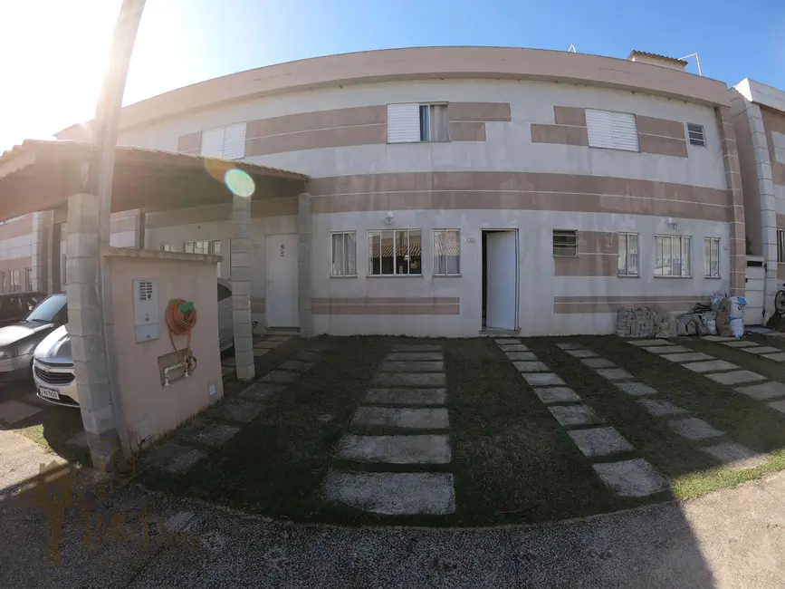 Foto 2 de Casa de Condomínio com 2 quartos à venda, 61m2 em Água Espraiada (Caucaia do Alto), Cotia - SP