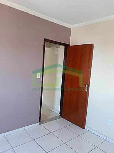 Foto 4 de Casa com 4 quartos à venda, 150m2 em Baronesa, Osasco - SP