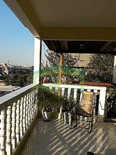 Foto 3 de Sobrado com 2 quartos à venda, 125m2 em Baronesa, Osasco - SP