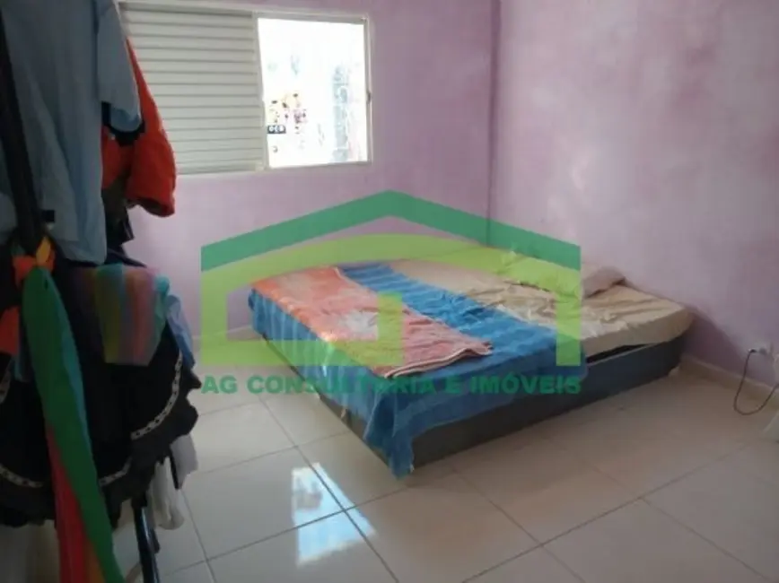 Sobrado com 6 quartos à venda, 450m2 em Baronesa, Osasco - SP - imagem 4 Foto 4 de Sobrado com 6 quartos à venda, 450m2 em Baronesa, Osasco - SP