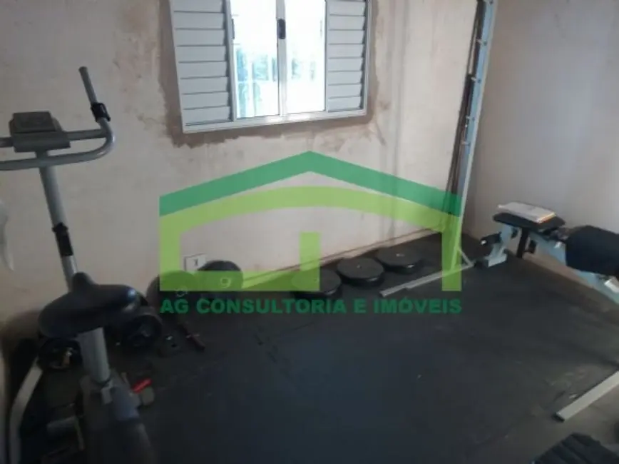 Sobrado com 6 quartos à venda, 450m2 em Baronesa, Osasco - SP - imagem 7 Foto 7 de Sobrado com 6 quartos à venda, 450m2 em Baronesa, Osasco - SP