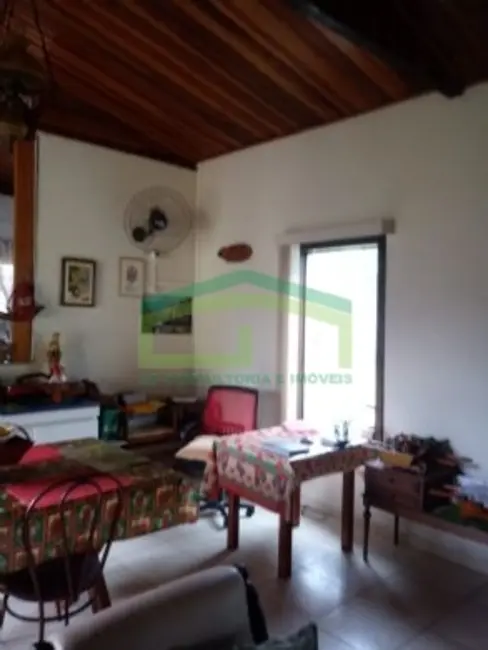 Foto 4 de Casa com 3 quartos à venda, 310m2 em Centro, Capela Do Alto - SP