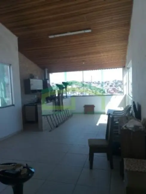 Foto 2 de Sobrado com 5 quartos à venda, 150m2 em Helena Maria, Osasco - SP