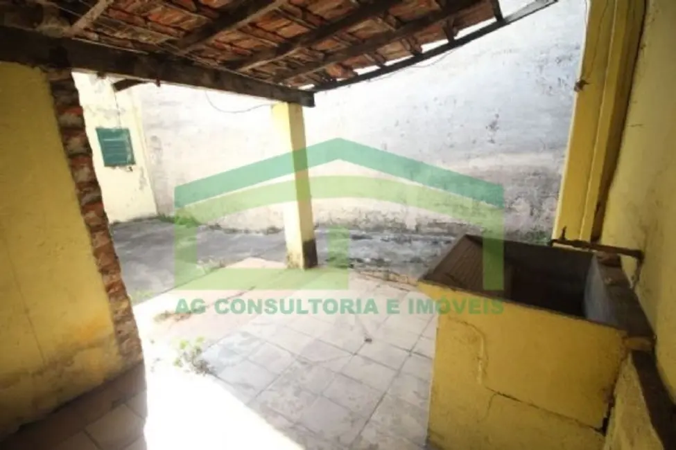 Sobrado com 2 quartos à venda, 70m2 em Centro, Carapicuiba - SP - imagem 8 Foto 8 de Sobrado com 2 quartos à venda, 70m2 em Centro, Carapicuiba - SP