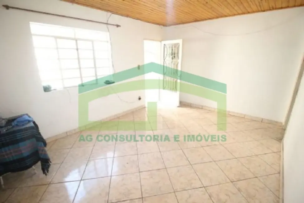 Sobrado com 2 quartos à venda, 70m2 em Centro, Carapicuiba - SP - imagem 4 Foto 4 de Sobrado com 2 quartos à venda, 70m2 em Centro, Carapicuiba - SP