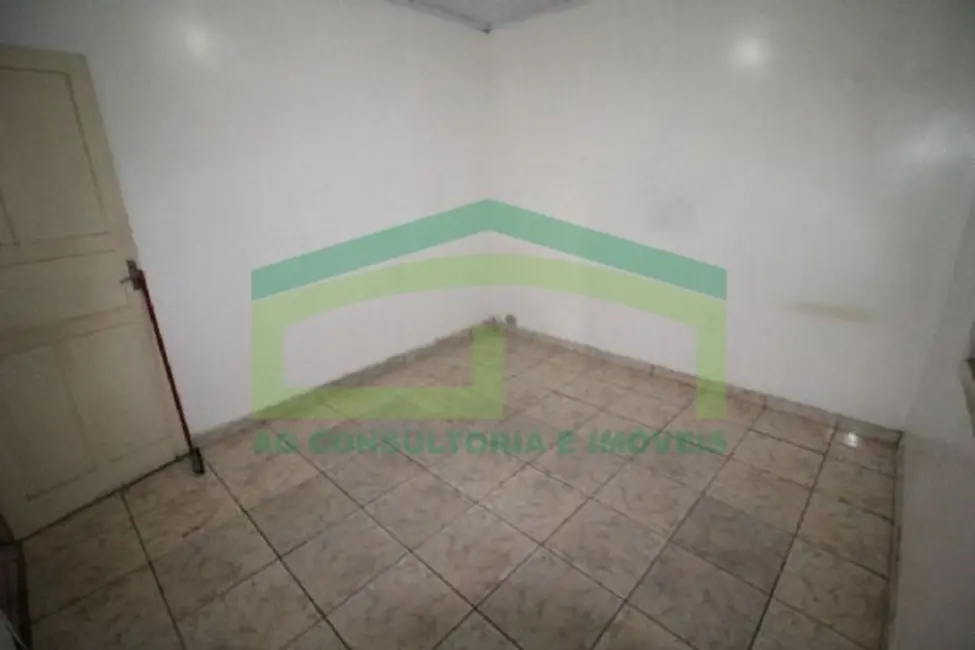 Sobrado com 2 quartos à venda, 70m2 em Centro, Carapicuiba - SP - imagem 6 Foto 6 de Sobrado com 2 quartos à venda, 70m2 em Centro, Carapicuiba - SP
