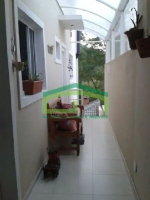 Foto 2 de Sobrado com 3 quartos à venda, 250m2 em Jardim Rio das Pedras, Cotia - SP