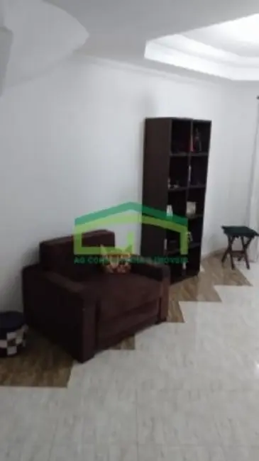 Sobrado com 3 quartos à venda, 250m2 em Jardim Rio das Pedras, Cotia - SP - imagem 6 Foto 6 de Sobrado com 3 quartos à venda, 250m2 em Jardim Rio das Pedras, Cotia - SP