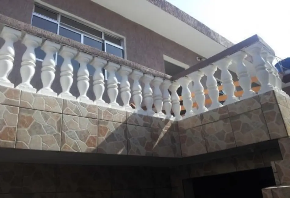 Foto 1 de Casa com 5 quartos à venda, 267m2 em Baronesa, Osasco - SP