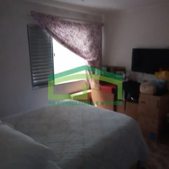 Foto 2 de Sobrado com 2 quartos à venda, 125m2 em Mutinga, Osasco - SP