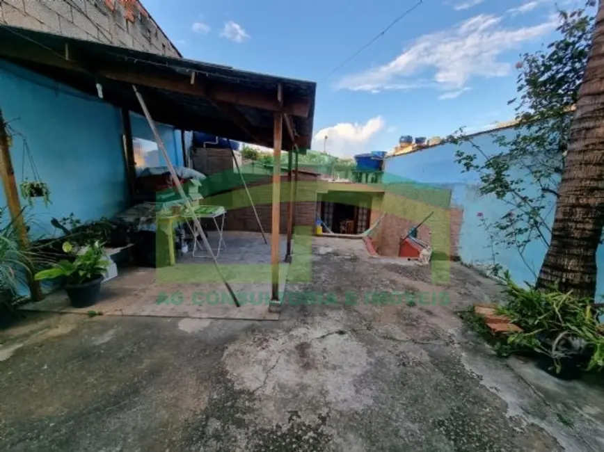 Casa com 3 quartos à venda, 150m2 em Jardim Elvira, Osasco - SP - imagem 1 Foto 1 de Casa com 3 quartos à venda, 150m2 em Jardim Elvira, Osasco - SP