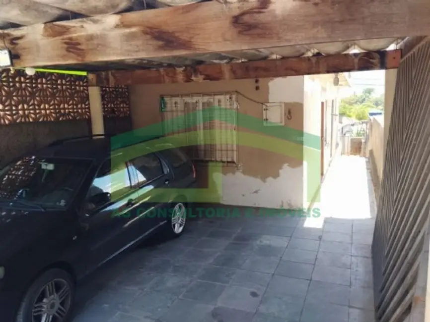 Foto 2 de Casa com 4 quartos à venda, 300m2 em Baronesa, Osasco - SP