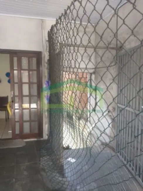 Casa com 7 quartos à venda, 240m2 em Parque Imperial, Barueri - SP - imagem 2 Foto 2 de Casa com 7 quartos à venda, 240m2 em Parque Imperial, Barueri - SP