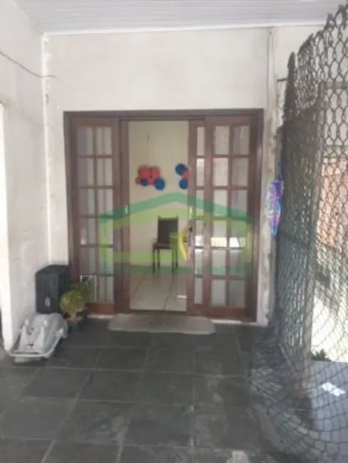 Casa com 7 quartos à venda, 240m2 em Parque Imperial, Barueri - SP - imagem 3 Foto 3 de Casa com 7 quartos à venda, 240m2 em Parque Imperial, Barueri - SP