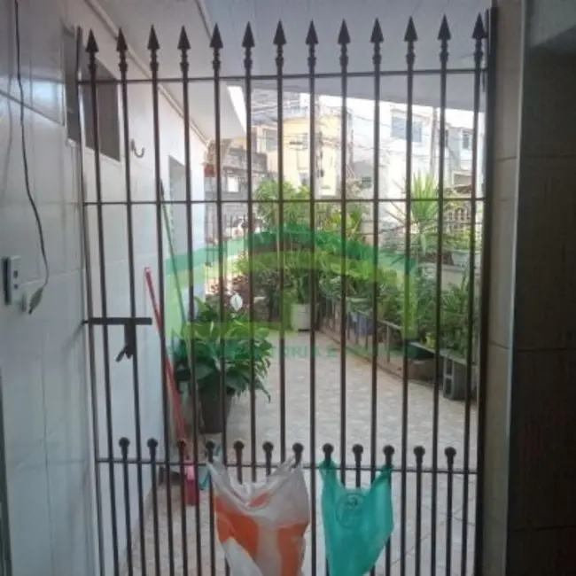 Casa com 4 quartos à venda, 180m2 em Bandeiras, Osasco - SP - imagem 3 Foto 3 de Casa com 4 quartos à venda, 180m2 em Bandeiras, Osasco - SP