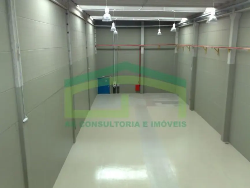 Armazém / Galpão para alugar, 847m2 em Tamboré, Santana De Parnaiba - SP - imagem 4 Foto 4 de Armazém / Galpão para alugar, 847m2 em Tamboré, Santana De Parnaiba - SP