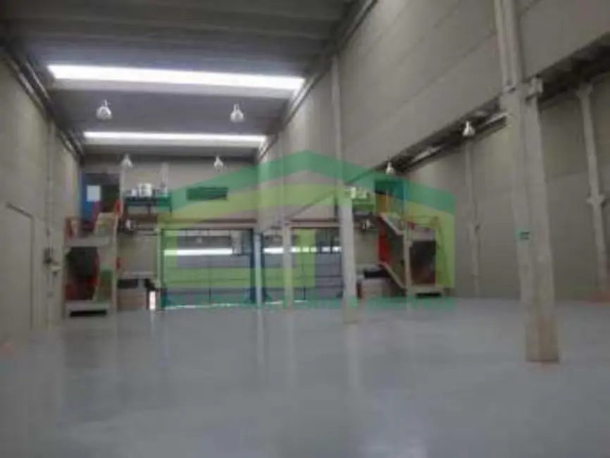 Armazém / Galpão para alugar, 847m2 em Tamboré, Santana De Parnaiba - SP - imagem 5 Foto 5 de Armazém / Galpão para alugar, 847m2 em Tamboré, Santana De Parnaiba - SP