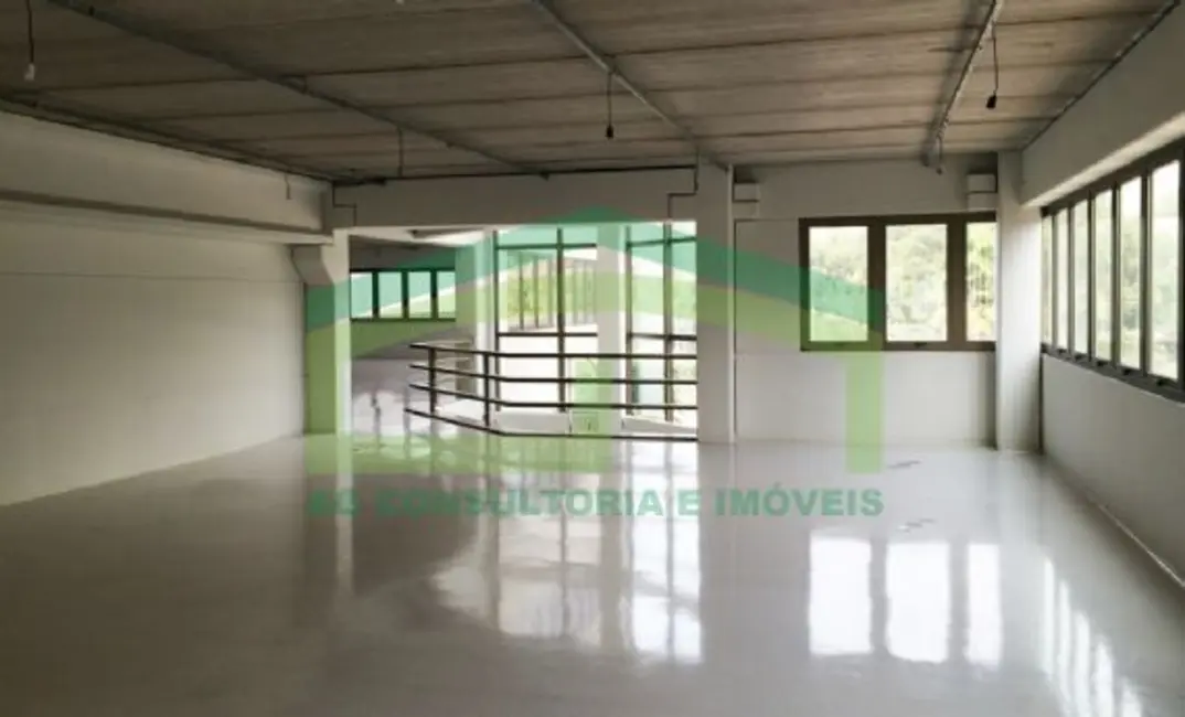 Armazém / Galpão para alugar, 3854m2 em Alphaville Industrial, Barueri - SP - imagem 5 Foto 5 de Armazém / Galpão para alugar, 3854m2 em Alphaville Industrial, Barueri - SP