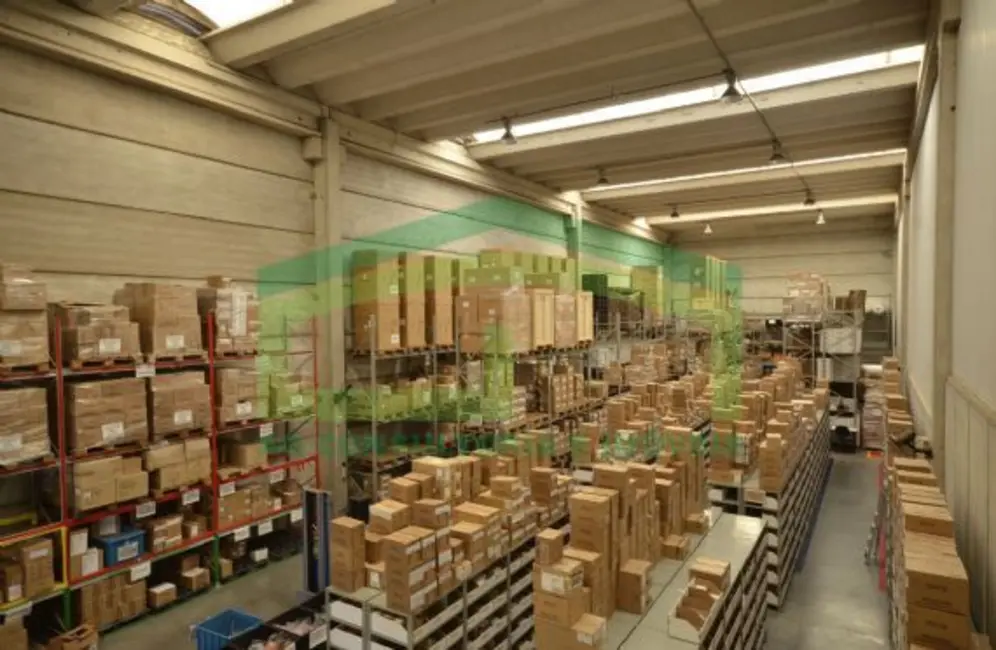 Foto 4 de Armazém / Galpão para alugar, 812m2 em Alphaville Industrial, Barueri - SP