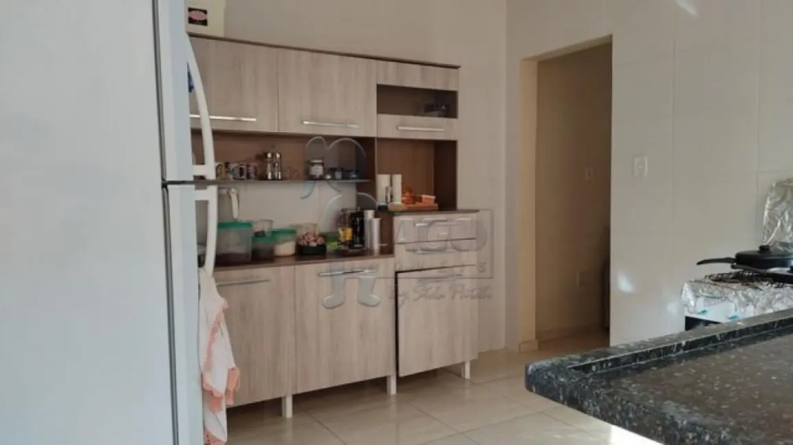 Foto 2 de Casa com 4 quartos à venda, 200m2 em Ribeirao Preto - SP