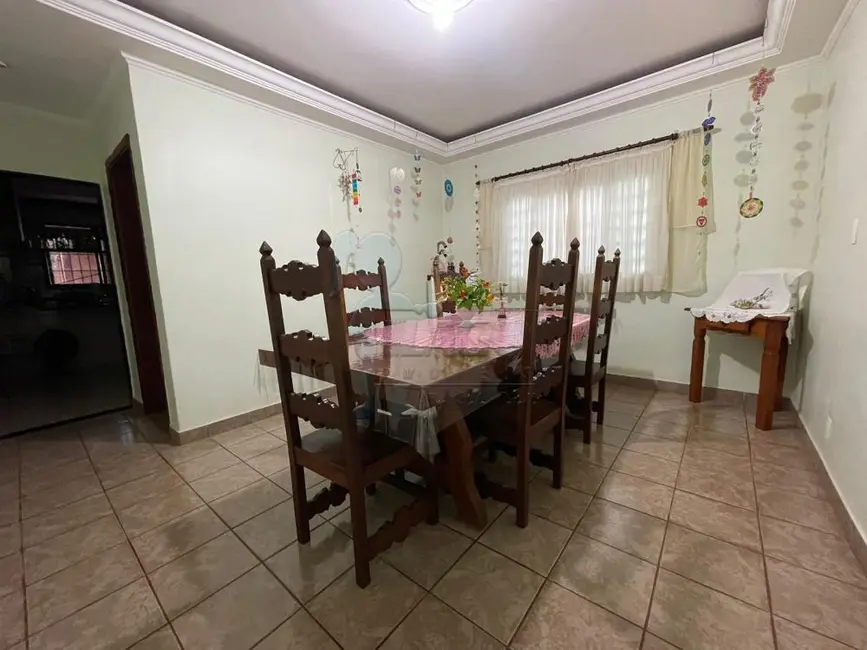 Foto 2 de Casa com 4 quartos à venda, 240m2 em Ribeirao Preto - SP