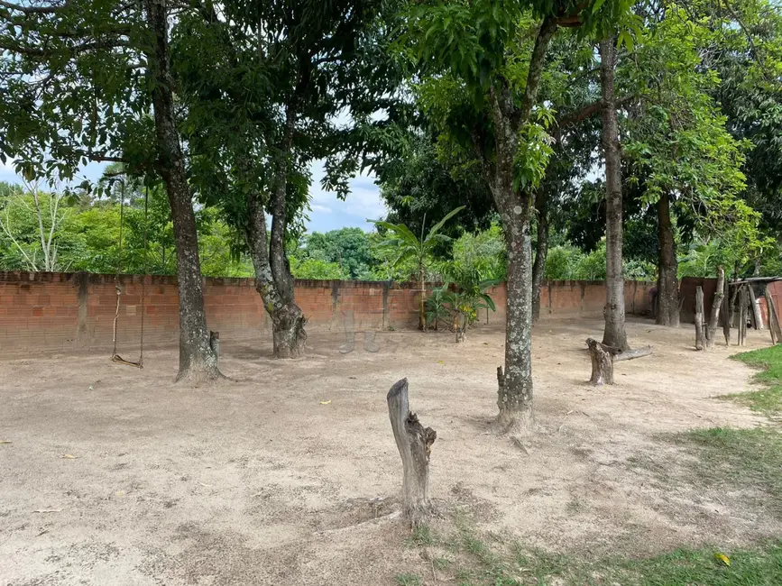 Foto 2 de Fazenda / Haras com 3 quartos à venda, 2000m2 em Cajuru - SP