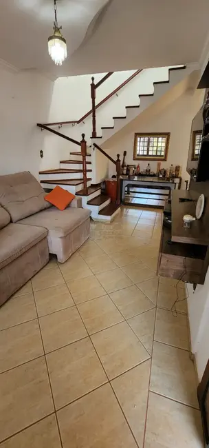 Foto 1 de Casa com 3 quartos à venda, 208m2 em Ribeirao Preto - SP