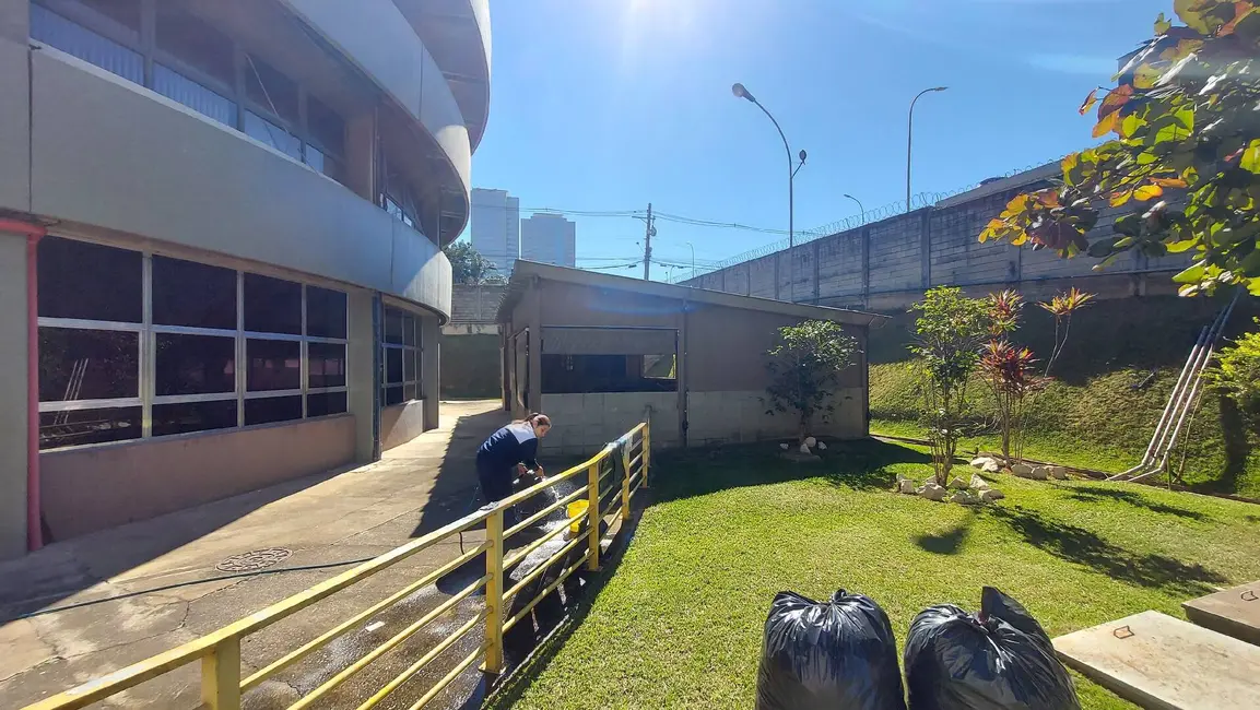 Foto 2 de Armazém / Galpão para alugar, 9621m2 em Alphaville Empresarial, Barueri - SP
