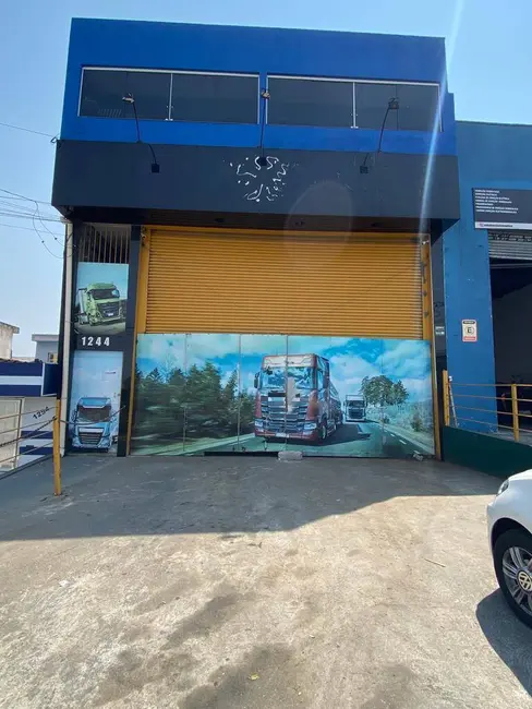 Foto 2 de Armazém / Galpão à venda, 720m2 em Vila Universal, Barueri - SP