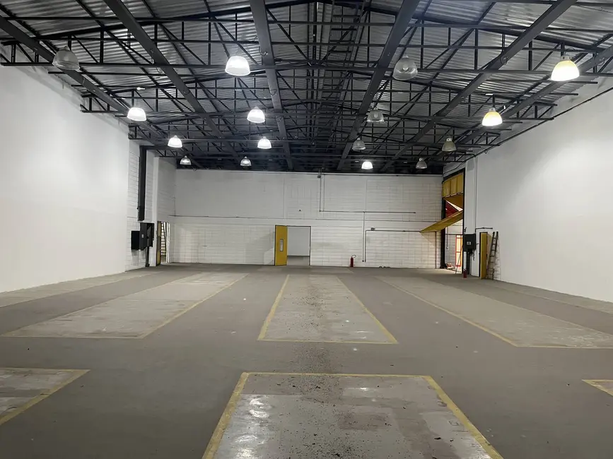 Armazém / Galpão à venda e para alugar, 2021m2 em Barueri - SP - imagem 8 Foto 8 de Armazém / Galpão à venda e para alugar, 2021m2 em Barueri - SP