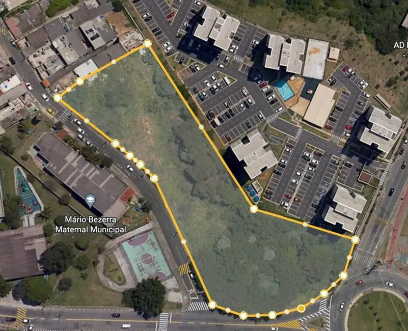 Terreno / Lote à venda, 7410m2 em Votupoca, Barueri - SP - imagem 2 Foto 2 de Terreno / Lote à venda, 7410m2 em Votupoca, Barueri - SP