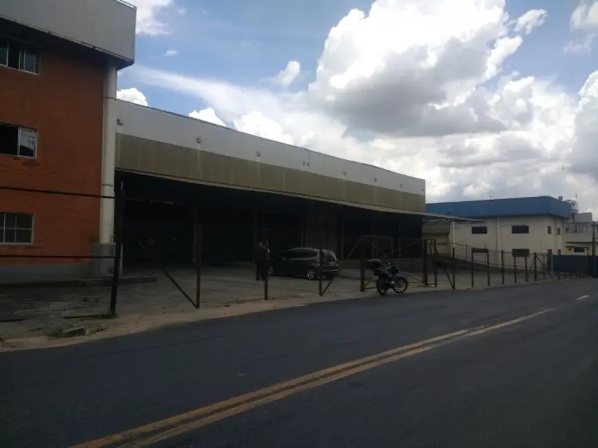 Foto 4 de Armazém / Galpão para alugar, 2476m2 em Jardim Belval, Barueri - SP