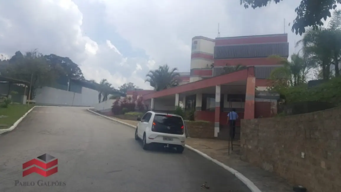 Armazém / Galpão à venda, 10657m2 em Industrial Anhangüera, Osasco - SP - imagem 5 Foto 5 de Armazém / Galpão à venda, 10657m2 em Industrial Anhangüera, Osasco - SP