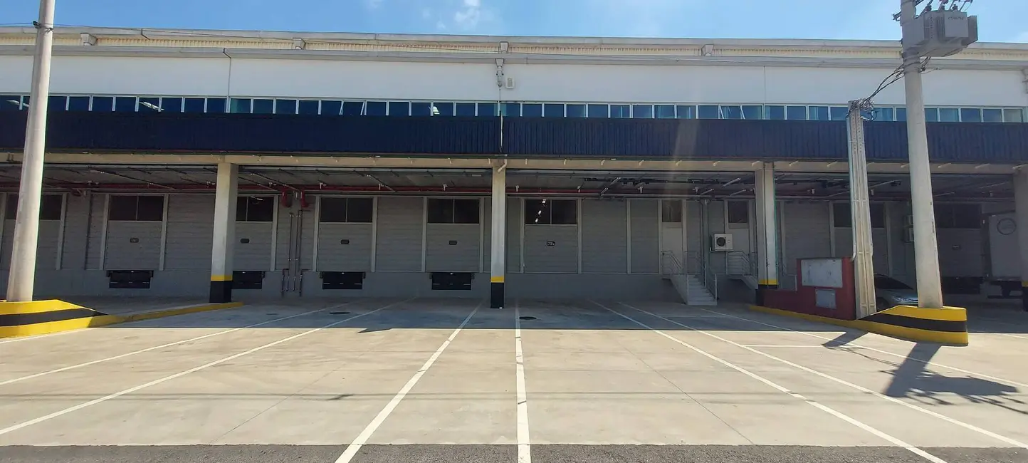 Foto 5 de Armazém / Galpão para alugar, 2542m2 em Itaqui, Itapevi - SP