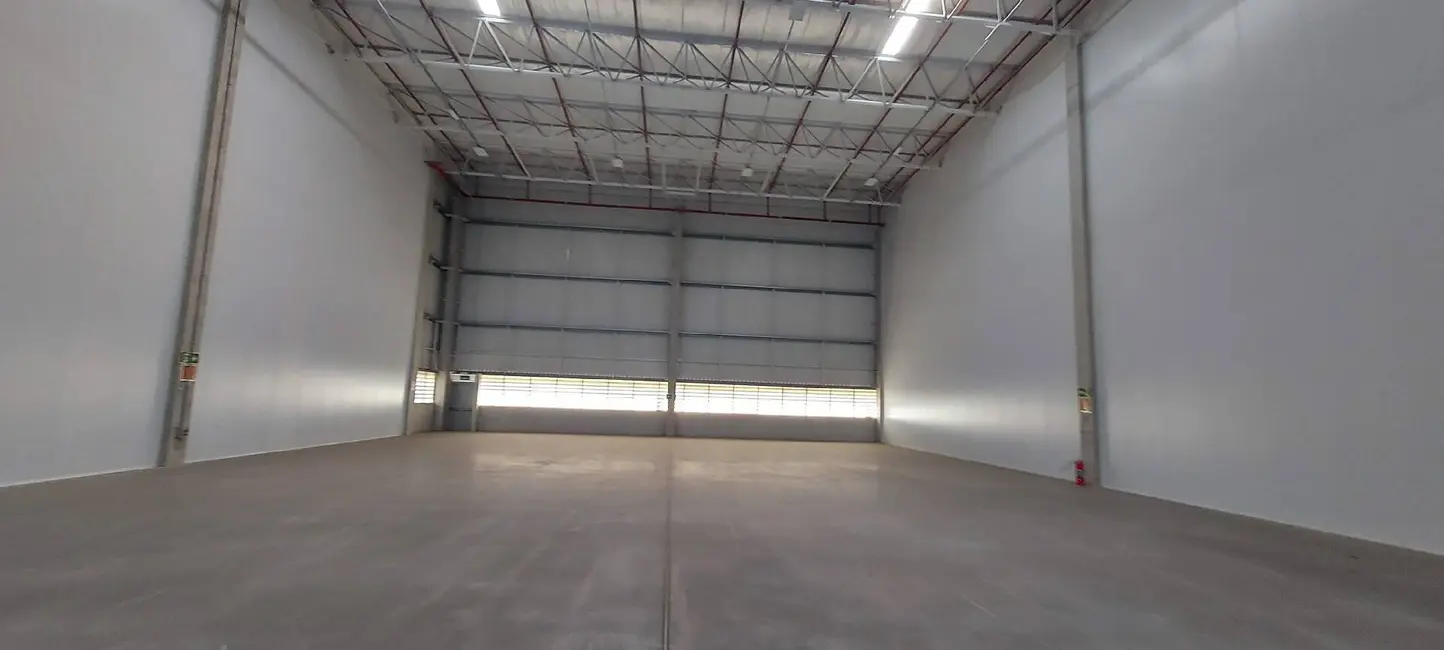 Foto 9 de Armazém / Galpão para alugar, 2542m2 em Itaqui, Itapevi - SP