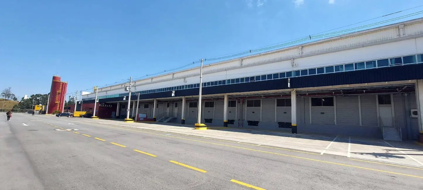 Foto 3 de Armazém / Galpão para alugar, 2542m2 em Itaqui, Itapevi - SP