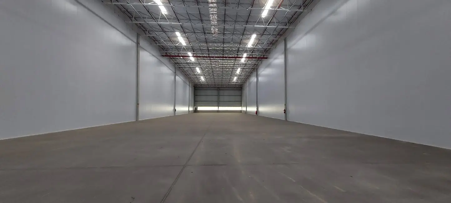 Foto 7 de Armazém / Galpão para alugar, 2542m2 em Itaqui, Itapevi - SP