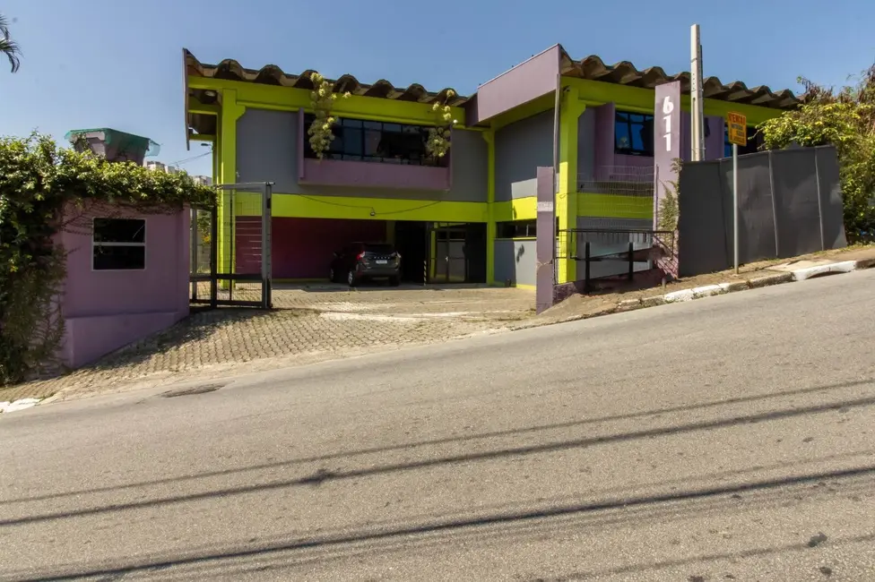 Foto 2 de Armazém / Galpão para alugar, 1600m2 em Jardim Regina Alice, Barueri - SP
