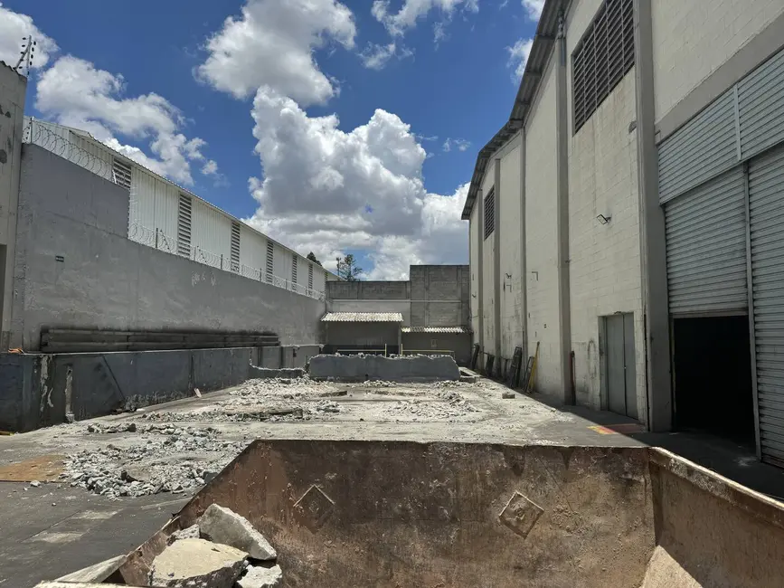 Foto 9 de Armazém / Galpão para alugar, 2554m2 em Osasco - SP