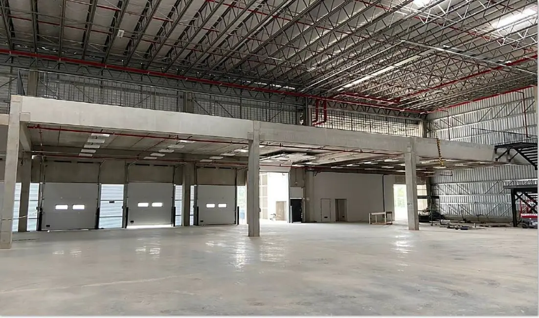 Armazém / Galpão para alugar, 34121m2 em Empresarial Paoletti (Jordanésia), Cajamar - SP - imagem 8 Foto 8 de Armazém / Galpão para alugar, 34121m2 em Empresarial Paoletti (Jordanésia), Cajamar - SP