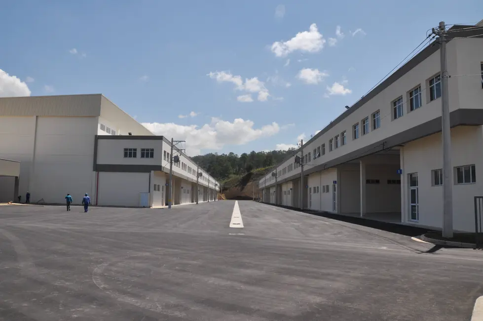 Foto 2 de Armazém / Galpão para alugar, 2170m2 em Itaqui, Itapevi - SP