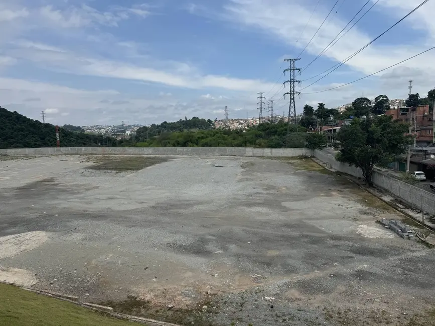 Foto 1 de Terreno / Lote à venda e para alugar, 14000m2 em Vila Santa Flora, Itapevi - SP