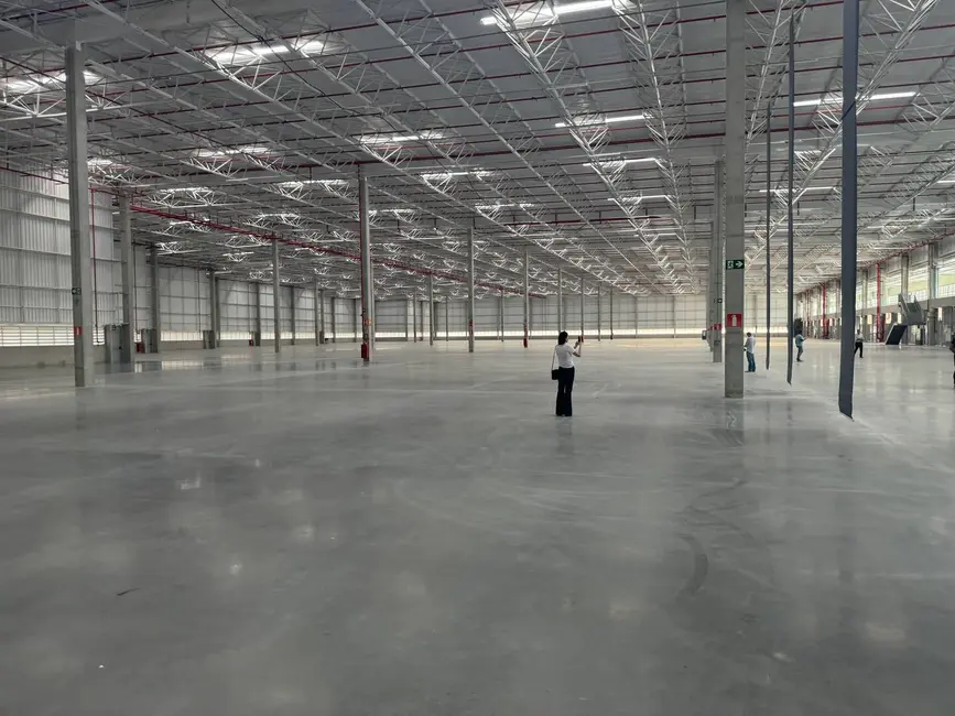 Foto 9 de Armazém / Galpão para alugar, 2231m2 em Água Espraiada, Embu Das Artes - SP