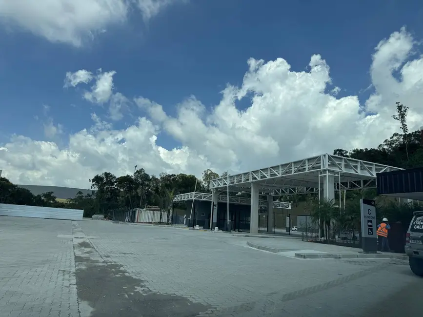 Foto 2 de Armazém / Galpão para alugar, 2231m2 em Água Espraiada, Embu Das Artes - SP