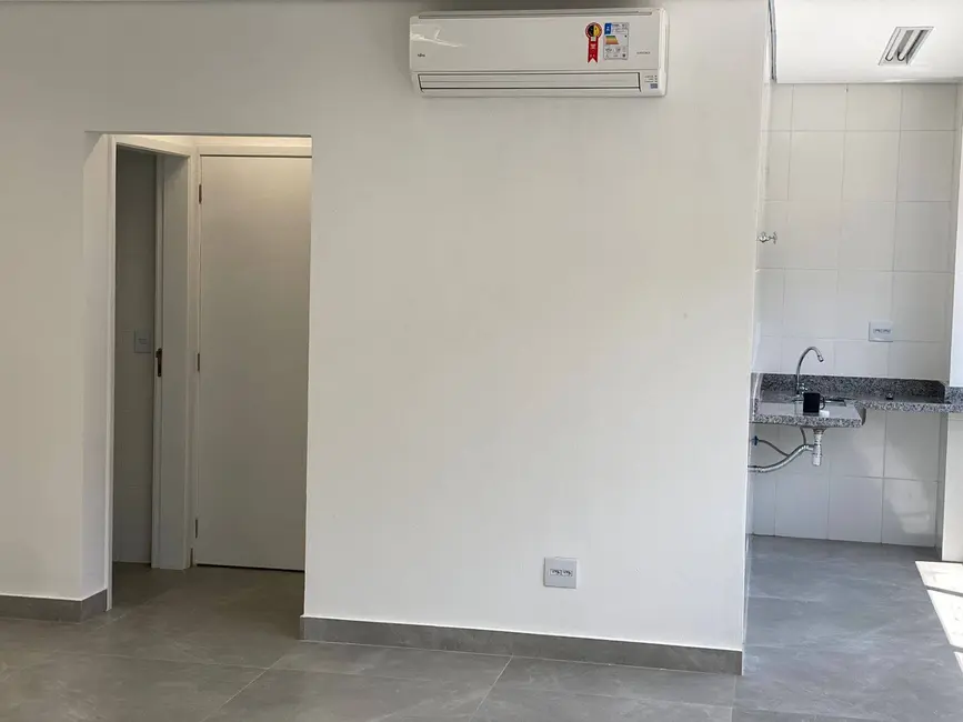 Armazém / Galpão para alugar, 1514m2 em Tamboré, Santana De Parnaiba - SP - imagem 6 Foto 6 de Armazém / Galpão para alugar, 1514m2 em Tamboré, Santana De Parnaiba - SP