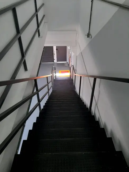 Armazém / Galpão para alugar, 1403m2 em Tamboré, Barueri - SP - imagem 8 Foto 8 de Armazém / Galpão para alugar, 1403m2 em Tamboré, Barueri - SP