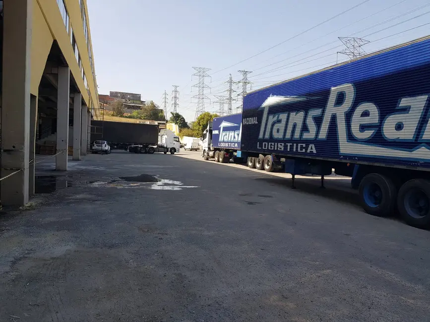 Foto 3 de Armazém / Galpão para alugar, 990m2 em Parque São Domingos, São Paulo - SP