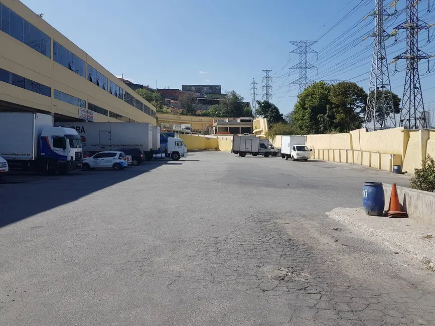Foto 3 de Armazém / Galpão para alugar, 1980m2 em Parque São Domingos, São Paulo - SP
